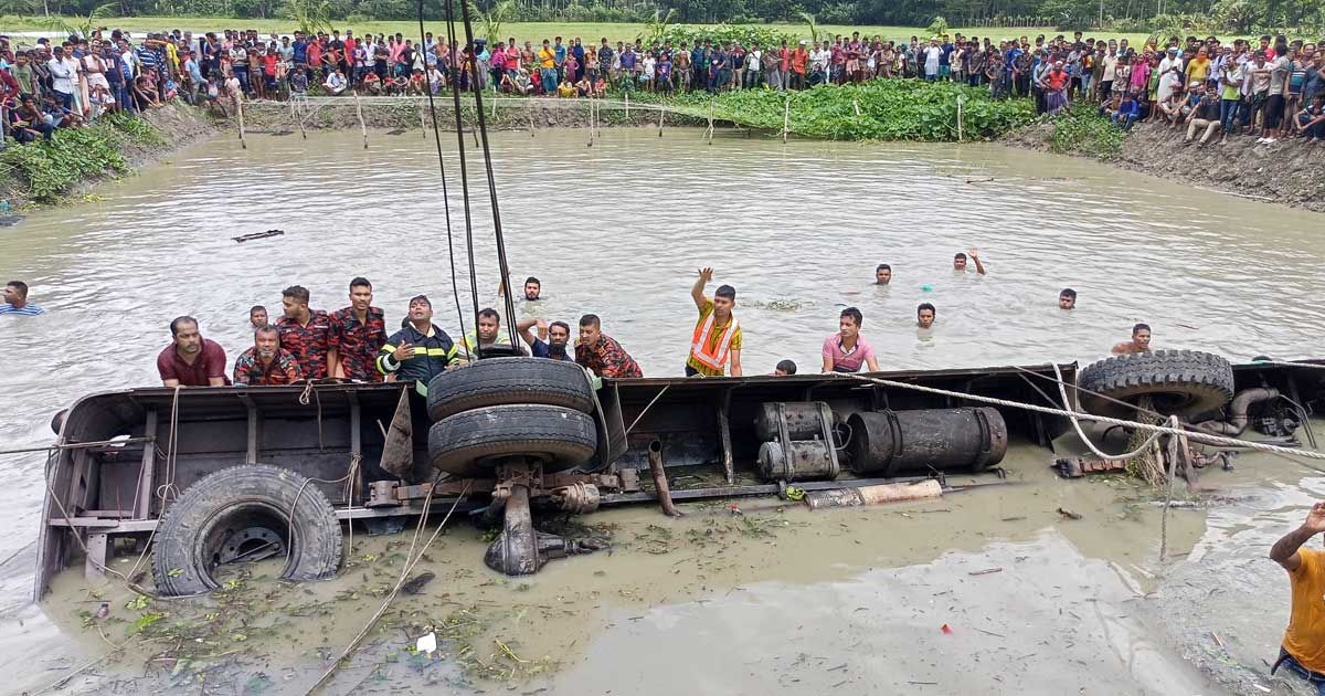 jhalakathi-bus-photo.jpg